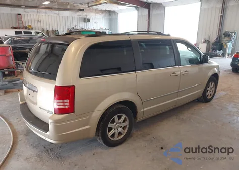 2010 Chrysler Town & Country Touring Plus from USA, damaged, VIN 2A4RR8D19AR480359